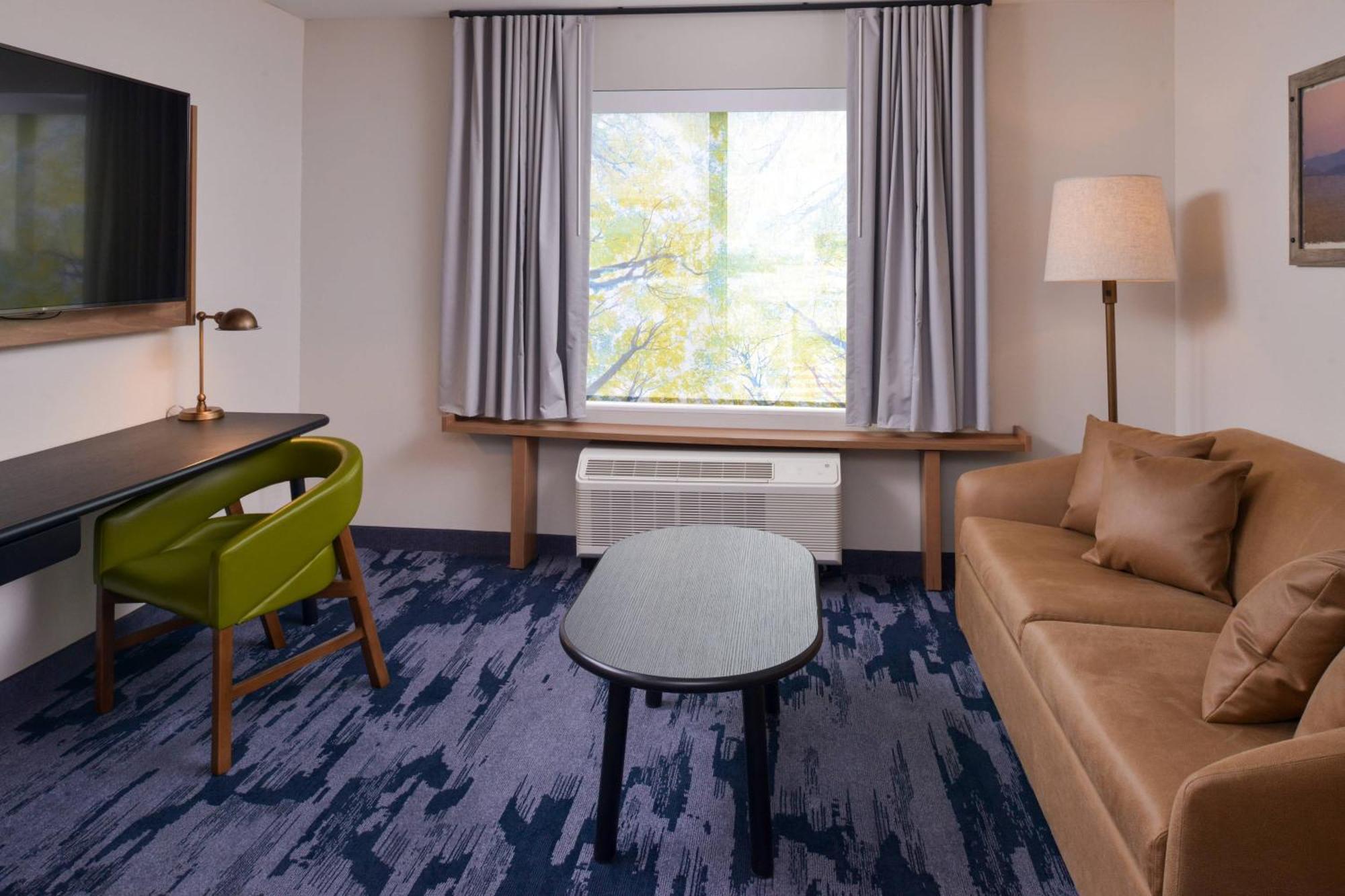 Hotel Fairfield & By Marriott Columbus Grove 3*