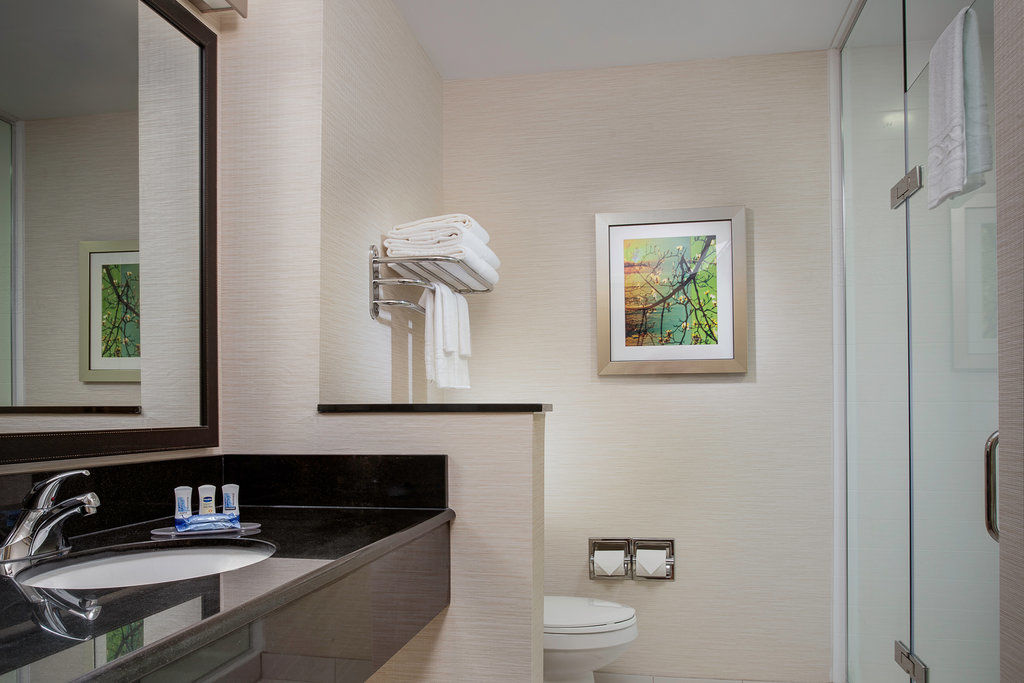 Hotel Fairfield & By Marriott Columbus Grove Grove City