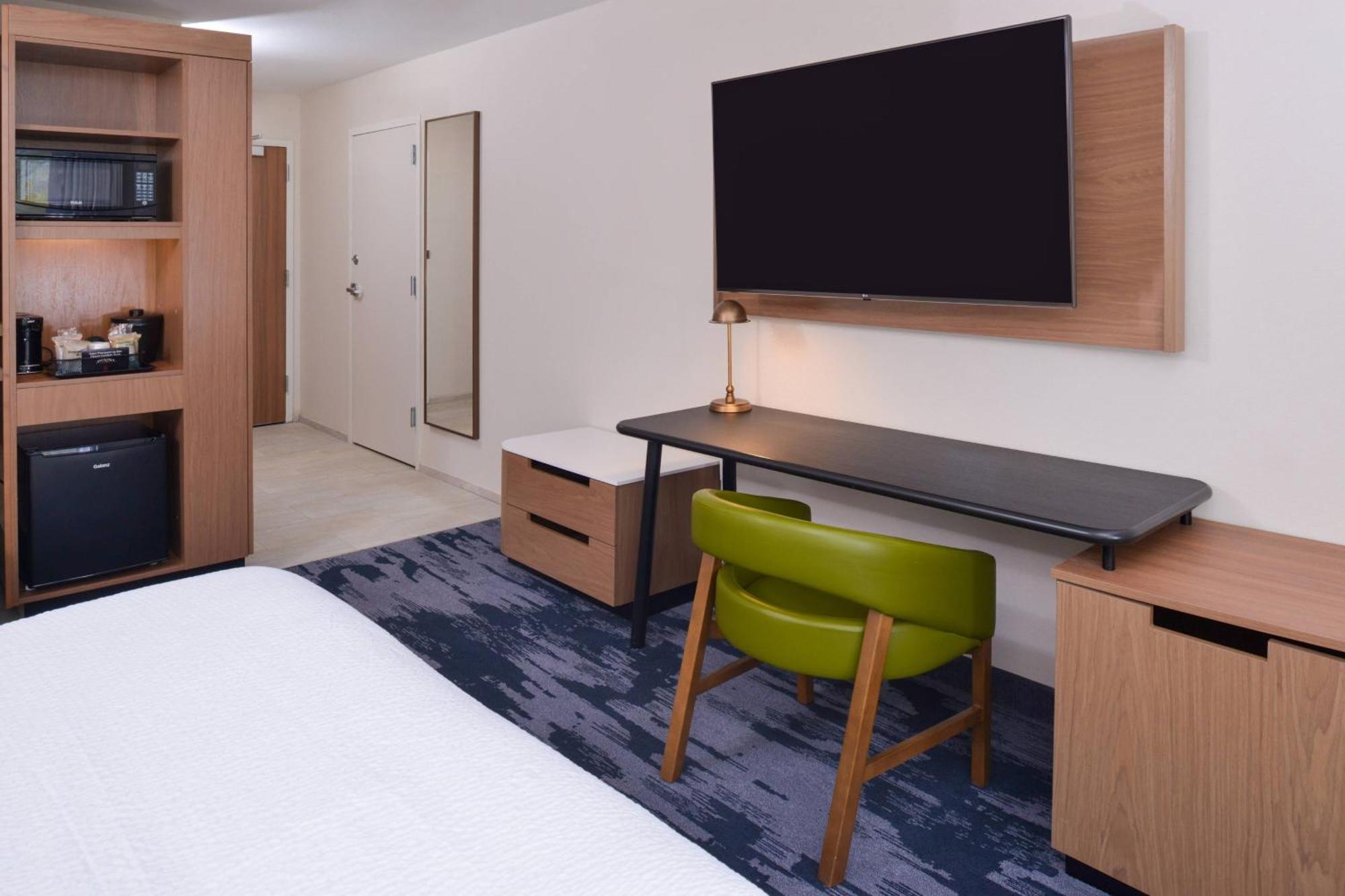 Hotel Fairfield & By Marriott Columbus Grove